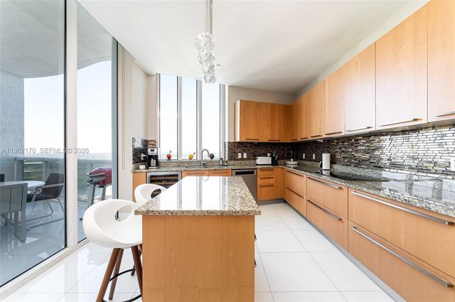 15901 Collins Ave 4106, Sunny Isles Beach, FL 33160