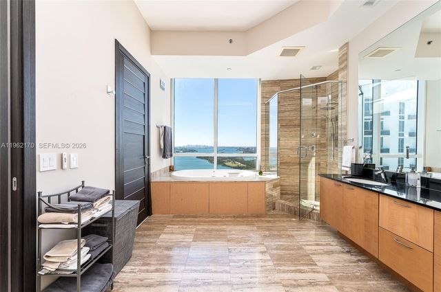 15901 Collins Ave 4106, Sunny Isles Beach, FL 33160