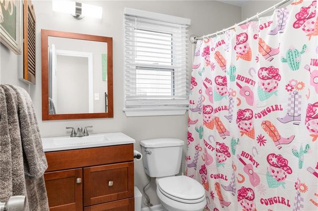 815 Avatar DR, Virginia Beach, VA 23454