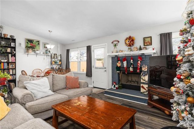 815 Avatar DR, Virginia Beach, VA 23454