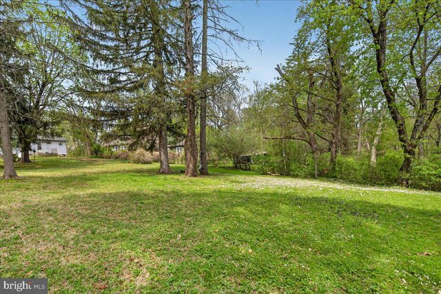 466 WASH CROSS PENN, Titusville, NJ 08560