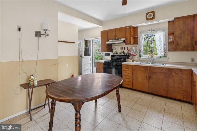 466 WASH CROSS PENN, Titusville, NJ 08560