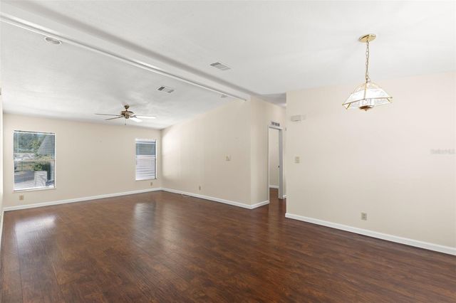 7113 MOUNT PINEY ROAD NE 719, St Petersburg, FL 33702