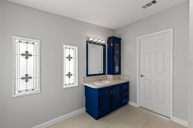 7113 MOUNT PINEY ROAD NE 719, St Petersburg, FL 33702