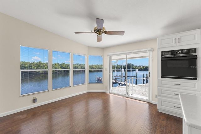 7113 MOUNT PINEY ROAD NE 719, St Petersburg, FL 33702