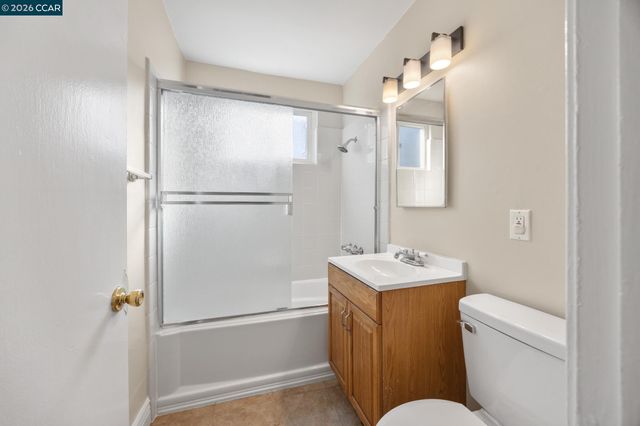 2756 Argyll Ave C, Concord, CA 94520