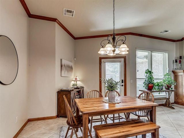 408 Mohawk Trail, Edmond, OK 73003
