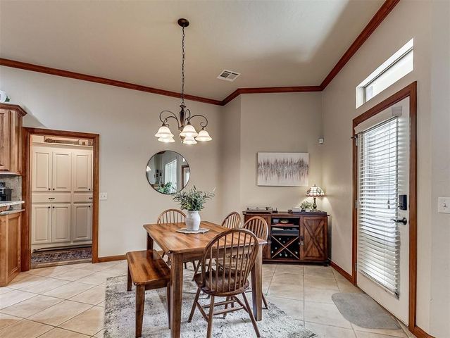 408 Mohawk Trail, Edmond, OK 73003