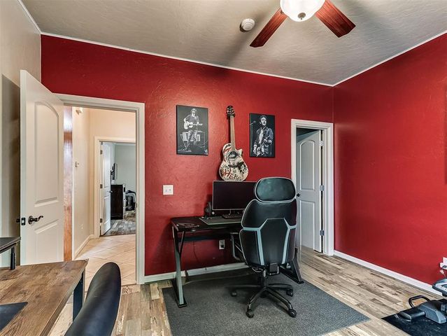 408 Mohawk Trail, Edmond, OK 73003