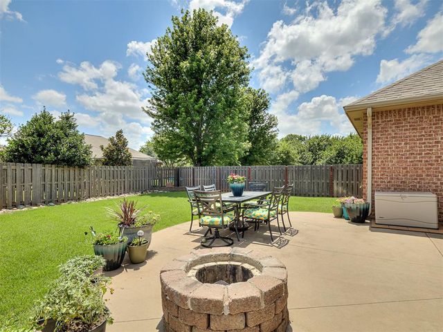 408 Mohawk Trail, Edmond, OK 73003