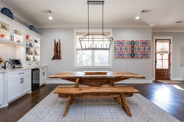 200 Pine Valley Road, Little Rock, AR 72207