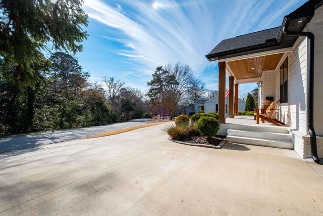 200 Pine Valley Road, Little Rock, AR 72207