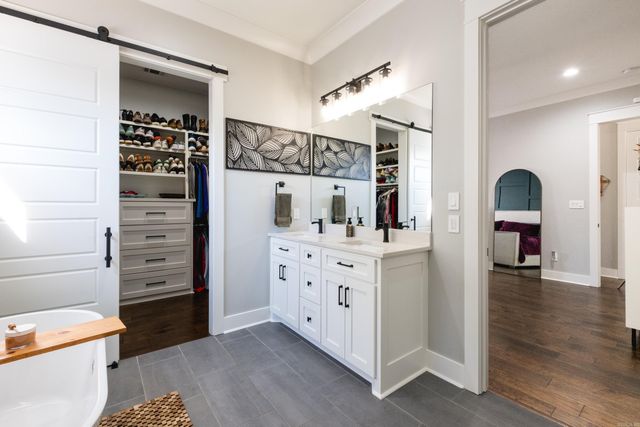 200 Pine Valley Road, Little Rock, AR 72207