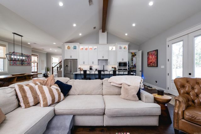 200 Pine Valley Road, Little Rock, AR 72207