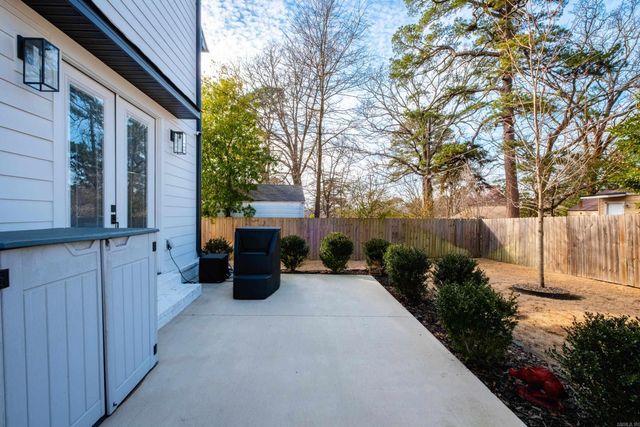 200 Pine Valley Road, Little Rock, AR 72207