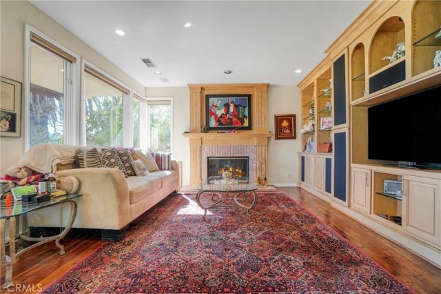 23201 Park Corniche, Calabasas, CA 91302