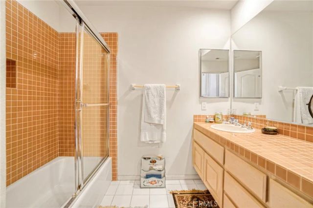 23201 Park Corniche, Calabasas, CA 91302