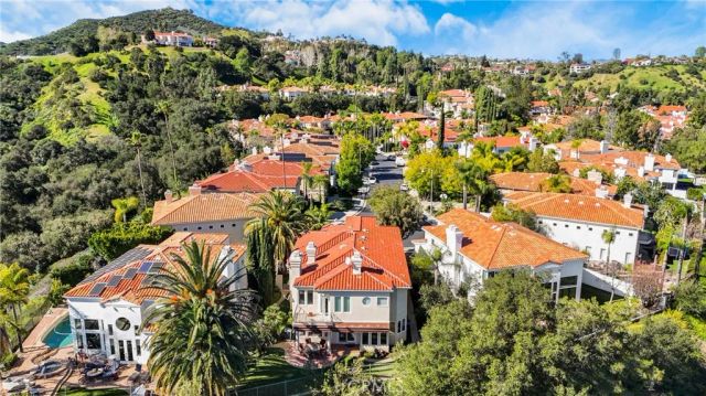 23201 Park Corniche, Calabasas, CA 91302