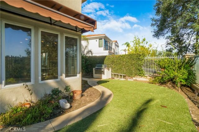 23201 Park Corniche, Calabasas, CA 91302