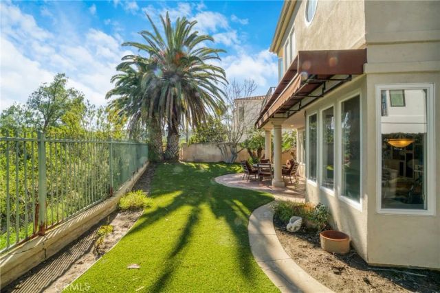 23201 Park Corniche, Calabasas, CA 91302