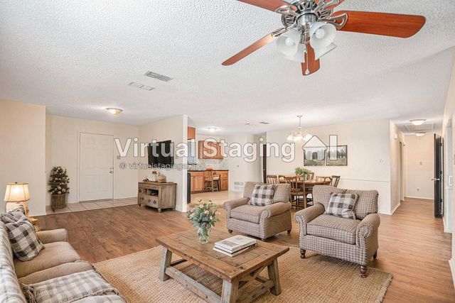 1004 Lena Street, Cleburne, TX 76033