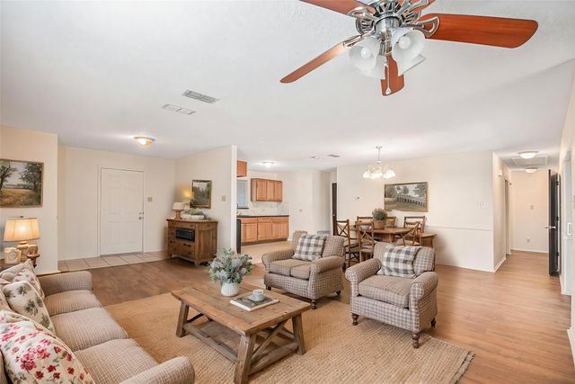1004 Lena Street, Cleburne, TX 76033