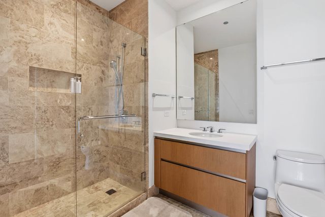 363 E Wacker Drive 3709, Chicago, IL 60601