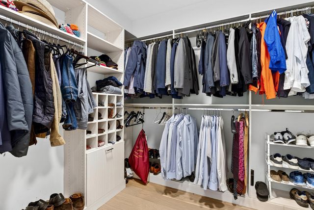 363 E Wacker Drive 3709, Chicago, IL 60601