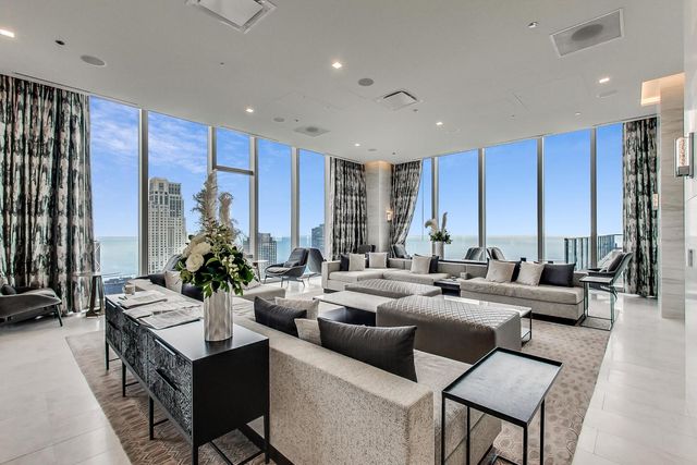 363 E Wacker Drive 3709, Chicago, IL 60601