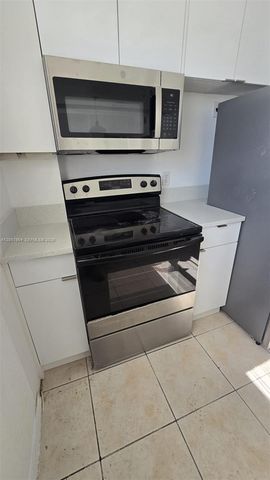 520 SW 5th Street 302, Miami, FL 33130