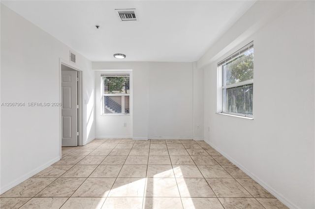 520 SW 5th Street 302, Miami, FL 33130