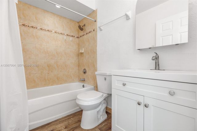 520 SW 5th Street 302, Miami, FL 33130