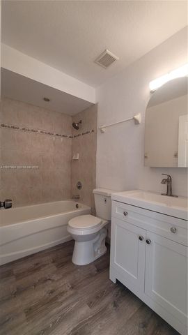 520 SW 5th Street 302, Miami, FL 33130