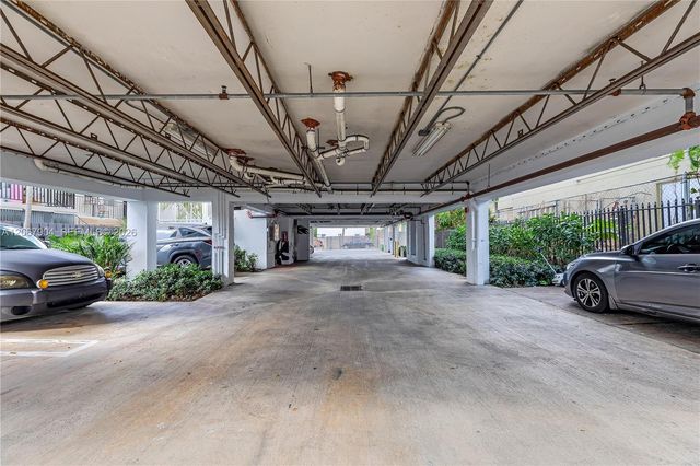 520 SW 5th Street 302, Miami, FL 33130
