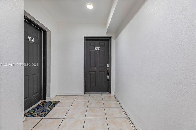520 SW 5th Street 302, Miami, FL 33130