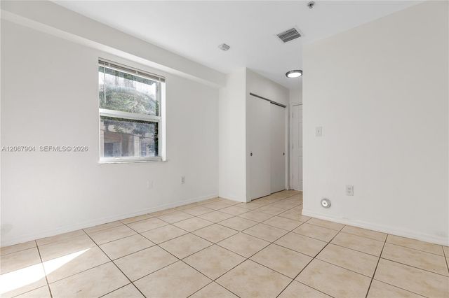520 SW 5th Street 302, Miami, FL 33130