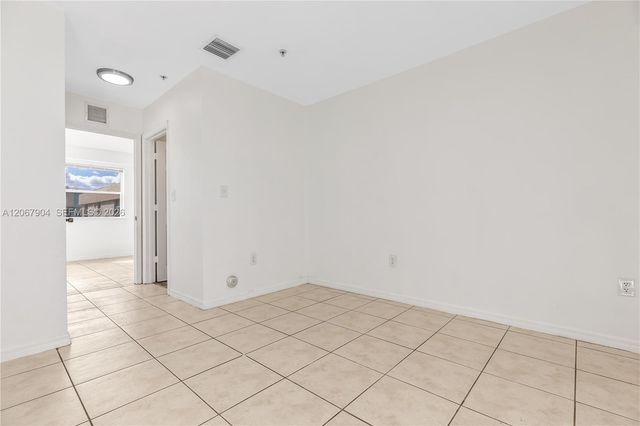 520 SW 5th Street 302, Miami, FL 33130