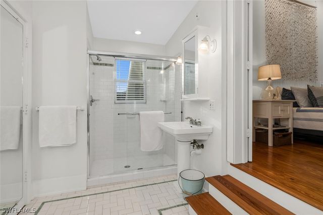 756 8th AVE S, Naples, FL 34102