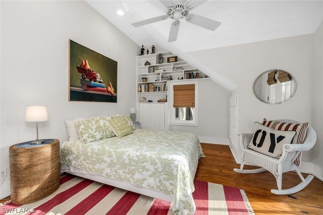 756 8th AVE S, Naples, FL 34102