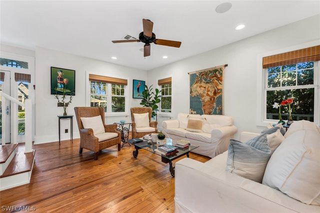 756 8th AVE S, Naples, FL 34102