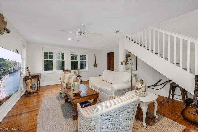 756 8th AVE S, Naples, FL 34102