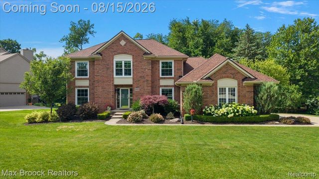 24435 Nantucket Drive, Novi, MI 48374