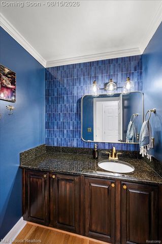 24435 Nantucket Drive, Novi, MI 48374