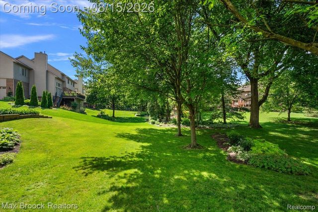 24435 Nantucket Drive, Novi, MI 48374