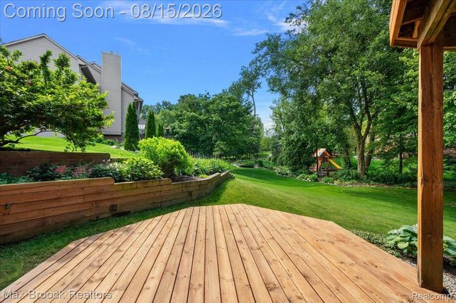 24435 Nantucket Drive, Novi, MI 48374