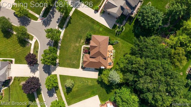 24435 Nantucket Drive, Novi, MI 48374