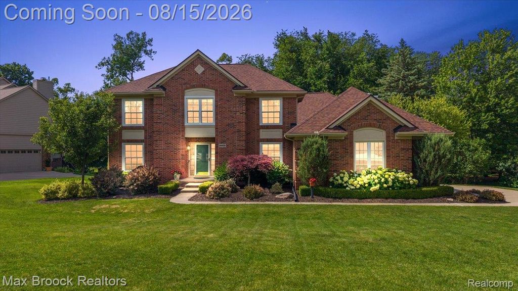 24435 Nantucket Drive, Novi, MI 48374