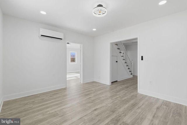 5020 TUCKER HILL RD, Hague, VA 22469