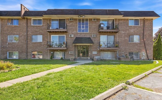 215 S Hale Street 6A, Addison, IL 60101