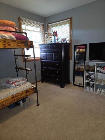 424 Van Buren ROAD, Howards Grove, WI 53083